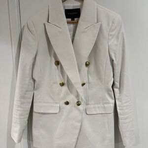 White banana republic blazer with gold buttons size 6 NWT